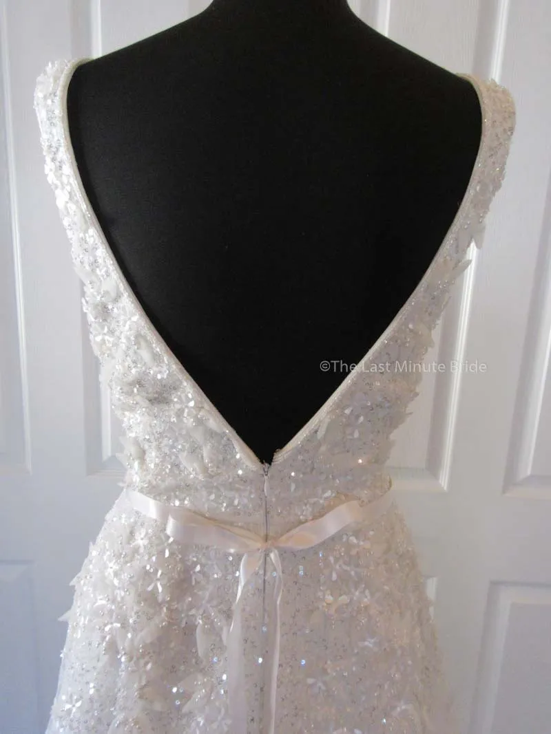 Theia Augusta 890560