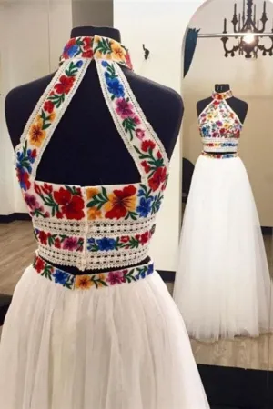 Unique Halter Floral Tulle Formal Evening Gowns
