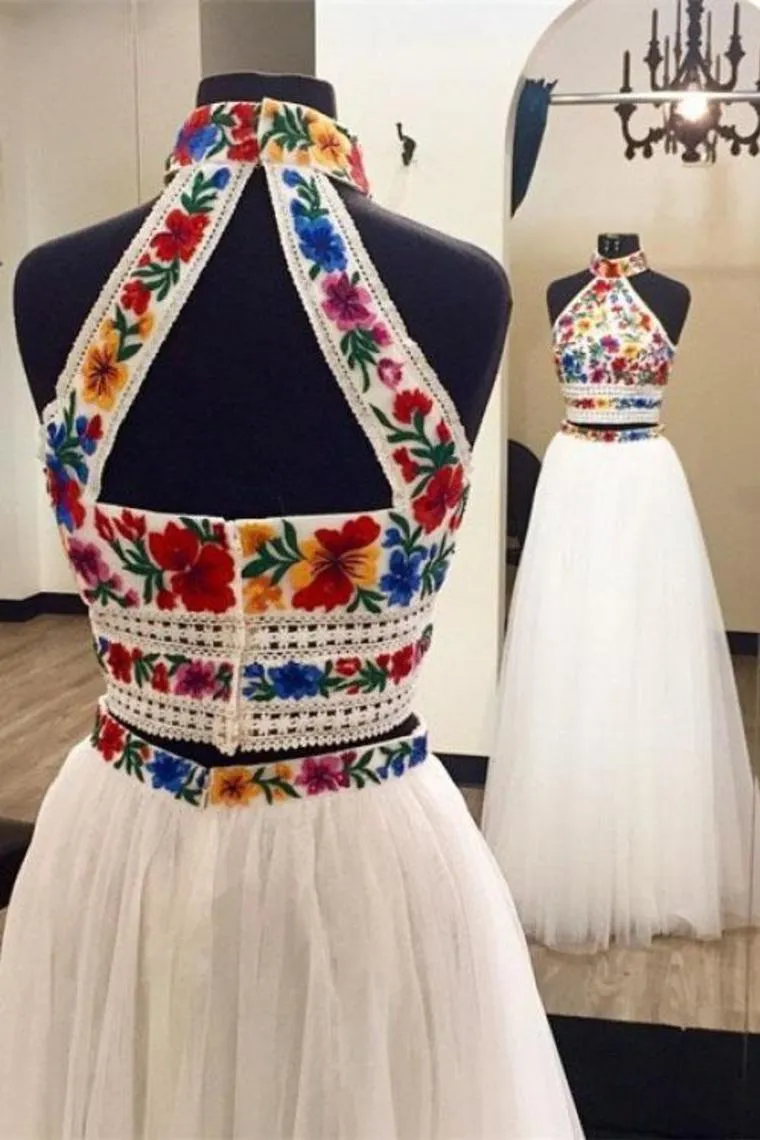Unique Halter Floral Tulle Formal Evening Gowns