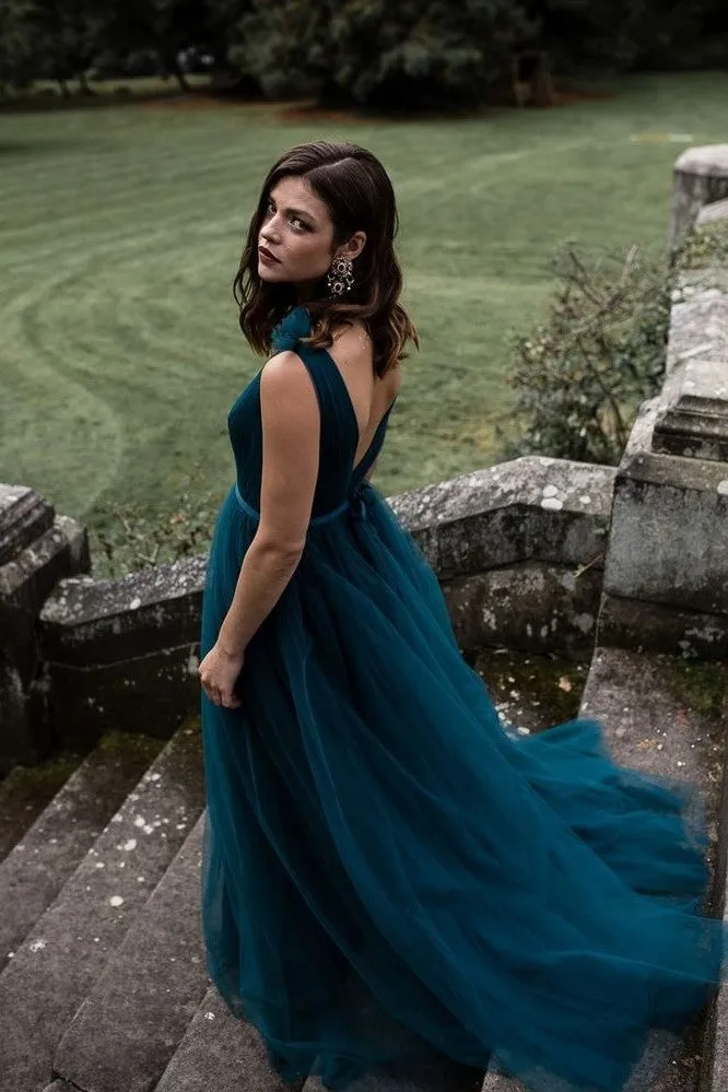 V-neck Dark Blue Tulle Prom Gown Online
