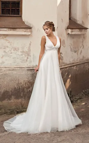 V-neck Empire A-line Chiffon Wedding Dress With Beading And Pleatings-714639