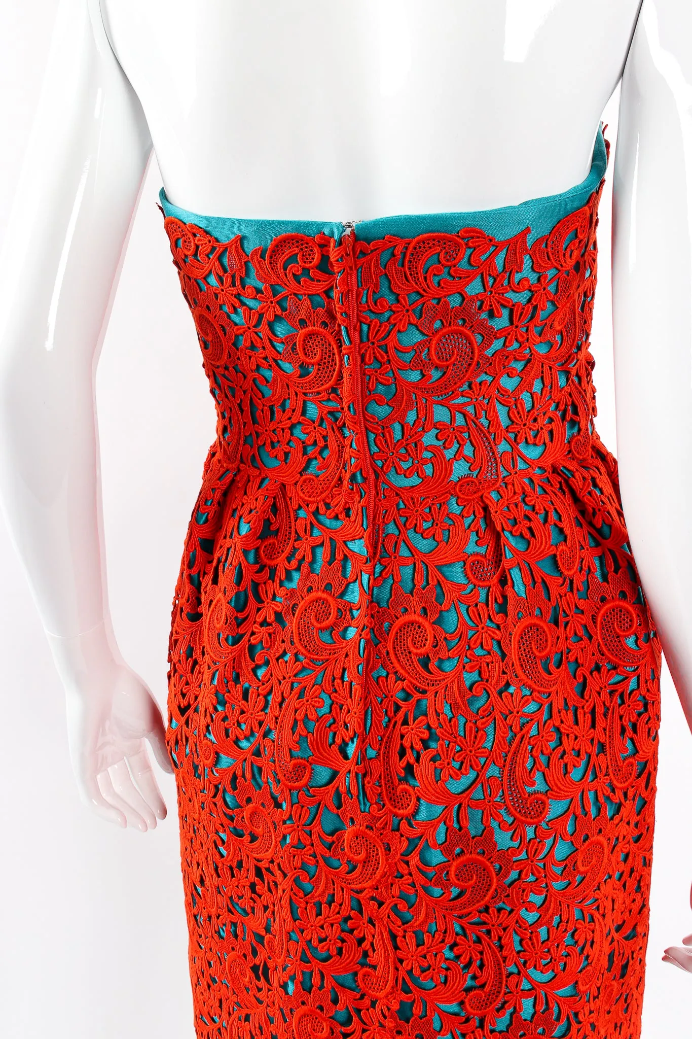Venetian Lace Sweetheart Dress