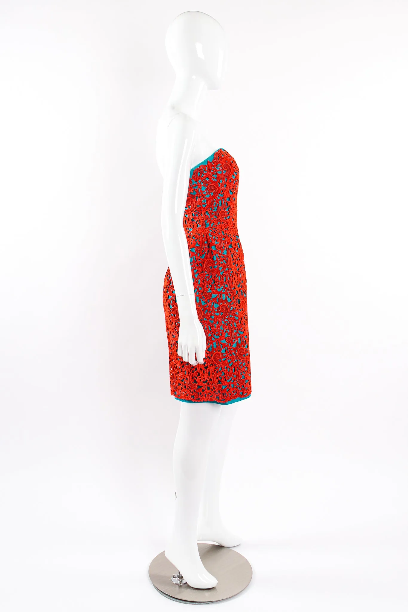 Venetian Lace Sweetheart Dress