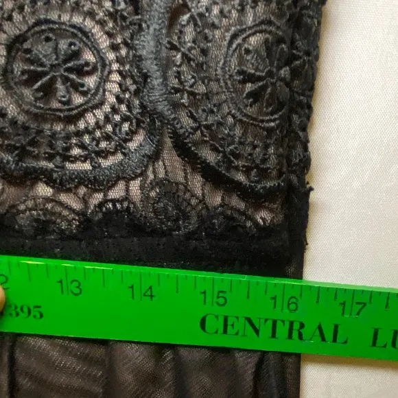 Women’s Alexia Admor black cocktail dress w lace bodice sz XL
